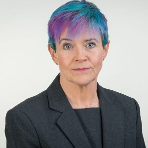  Hilary Messer