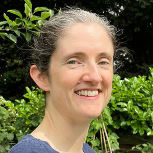  Clare Williams