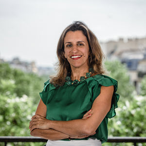  Nadia Darwazeh
