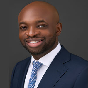  Tunde Adesokan