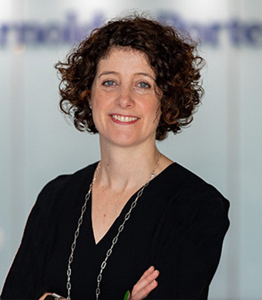 Dr Beatriz San Martin