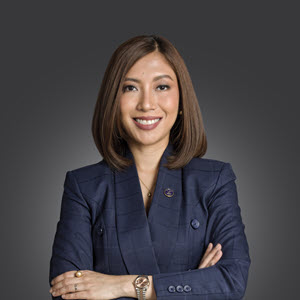  Kristine Torres