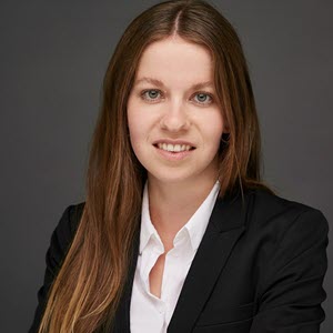  Charlotte Popp LL.M. (Columbia)