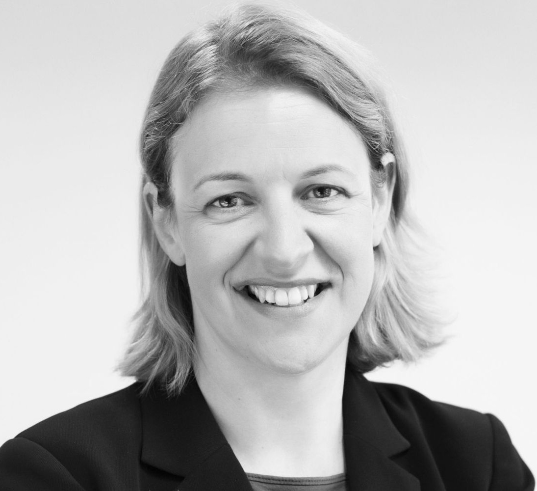  Louise O'Reilly