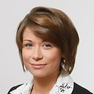  Lucy Edwards