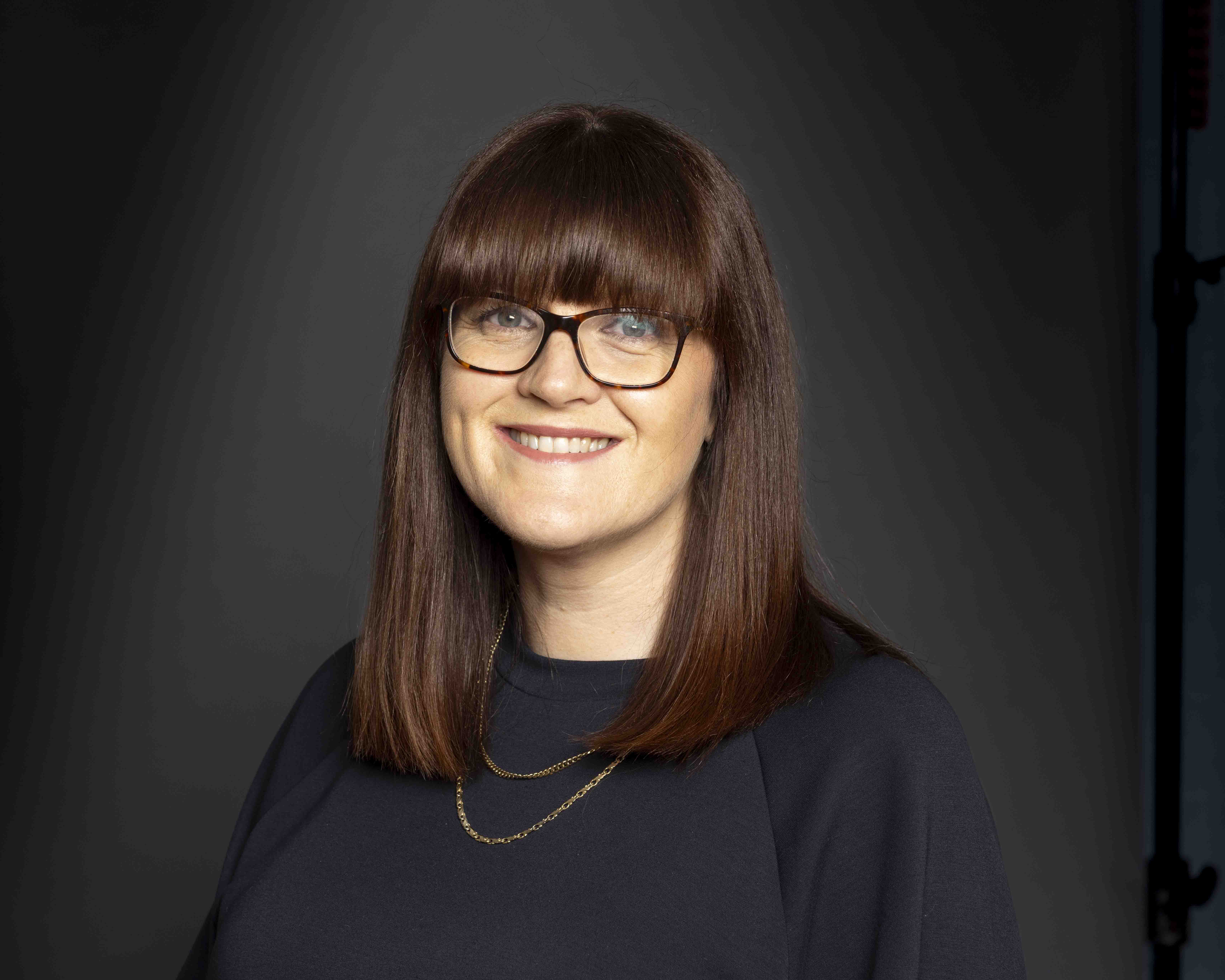  Paula Fearon