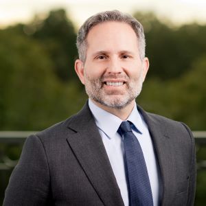  Steven Finizio
