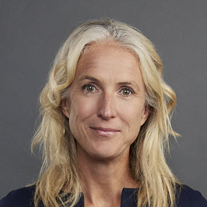  Ruth Hoy