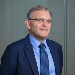  Joe Bannister MA (Cantab)