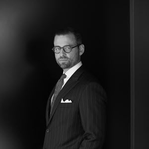 Dr Michael Nueber