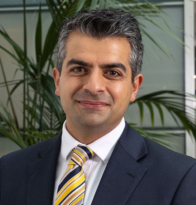  Ali Tabari
