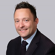  Matthew Macfarlane