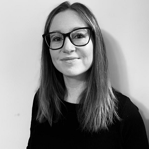  Claire Kretzmann