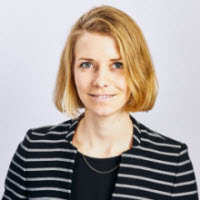  Eva Doerr
