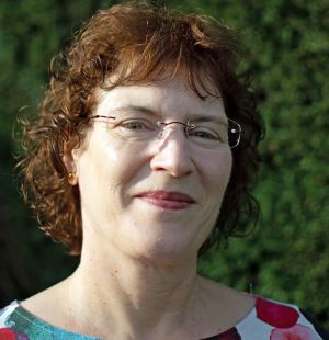  Louise Clark