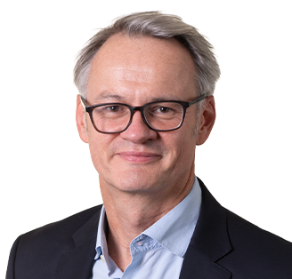  Marcus Evans
