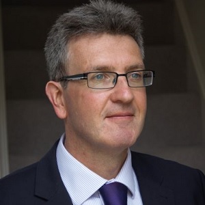  Alistair Taylor